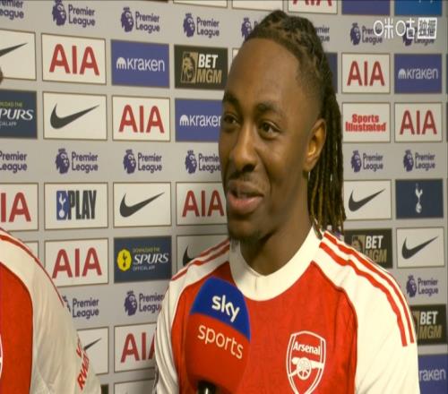 崔精力扭转,乾坤,力克唐嘉雯,万博体育,万博亚洲体育官网,体育赛事预测,万博东南亚体育